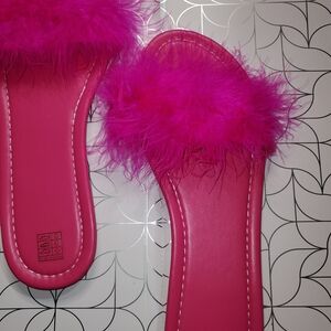 Fuchsia Feather Slide Sandals